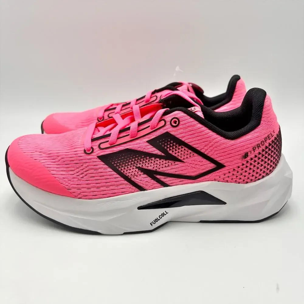 New Balance Girls FuelCell Propel V5 Athletic Shoes Size 5.5 WIDE Pink NWOB